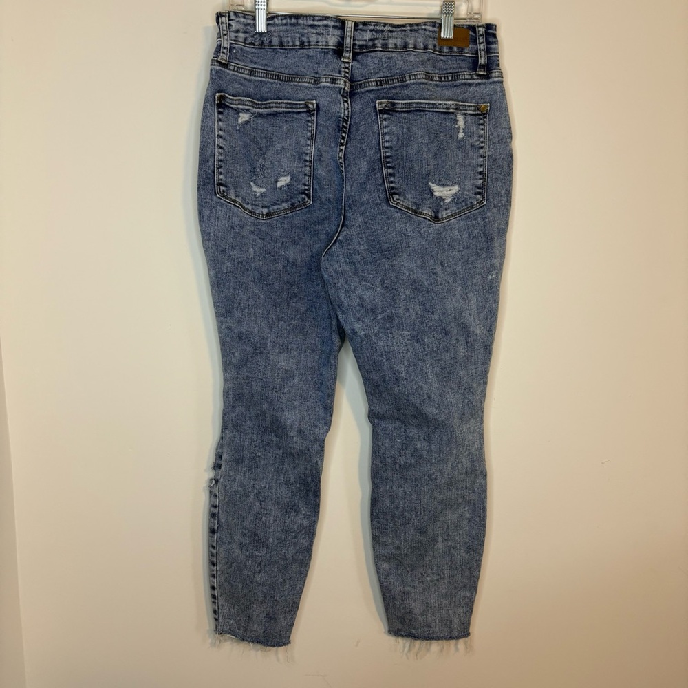 Judy Blue Distressed Raw Hem Skinny Fit Jeans Size 14W - Picture 3 of 12